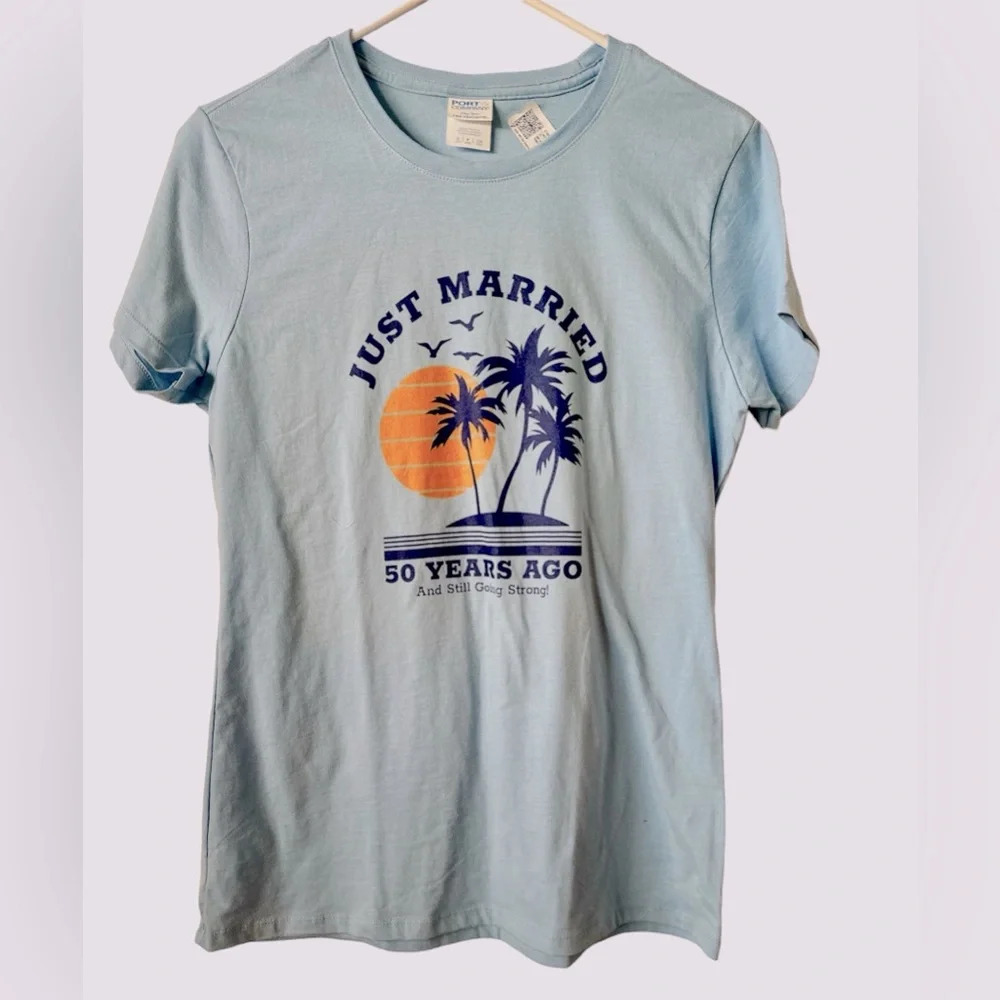 PORT & COMPANY “Just Married” Short Sleeves Size Casual Milestone Small T Shirt
